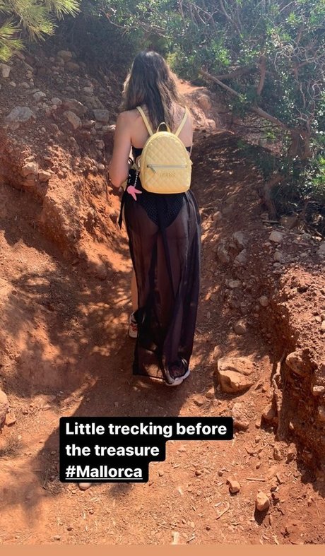 Pettans model hd pic