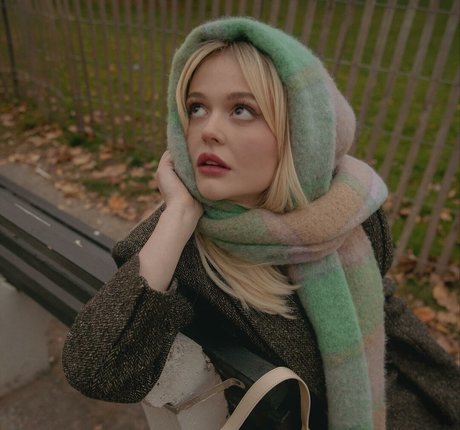 Emily Lind nice actress images