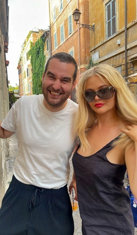 Emily Lind model beautiful pictures