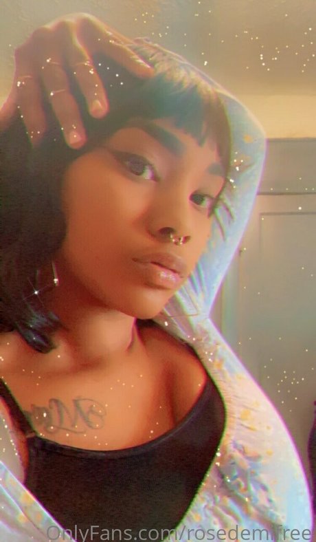 rosedemifree beautiful actress pics