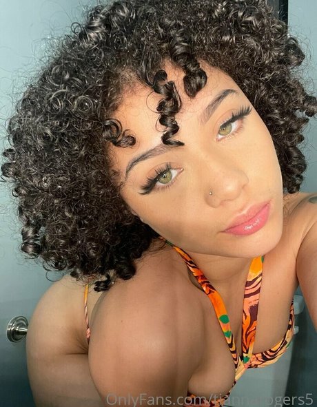 Tiannarogers5 naked pornstar images
