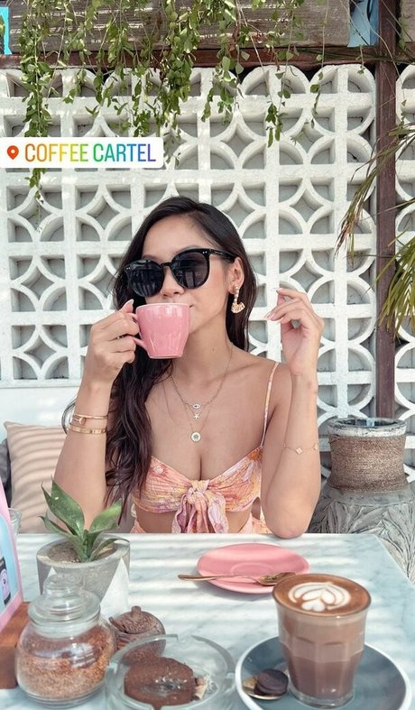 leather leggings onlyfans sexy naked galleries