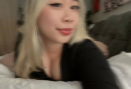 kiwireii pornographic star picture