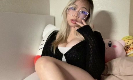 kiwireii free pornstar pics