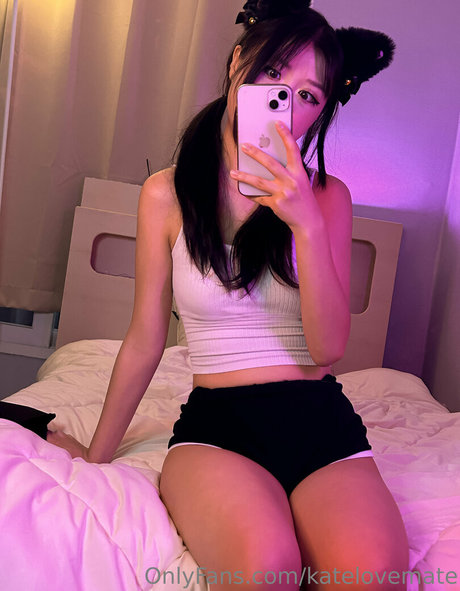 katelovemate porn model photos