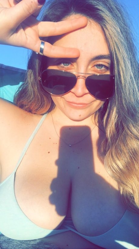 milfweeed sex model img