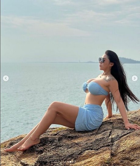 Stella Xu adult model image