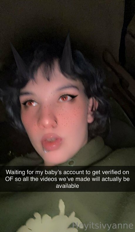 heyitsivyanne sexy model picture