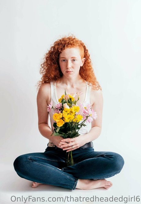 thatredheadedgirl6 pornstar erotic img