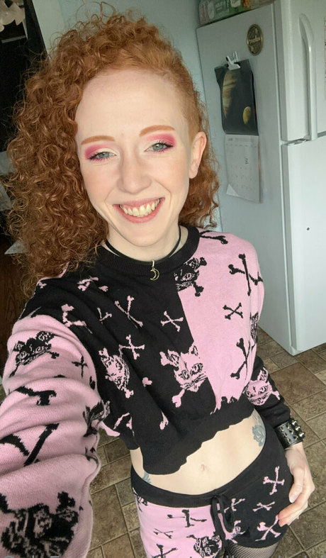 thatredheadedgirl6 pornstar adult archive