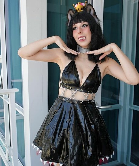 loosh cos exclusive model photo