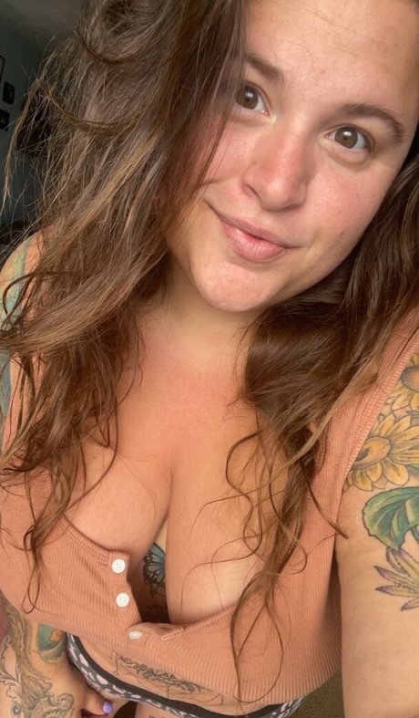 big tits squirt onlyfans beautiful pic