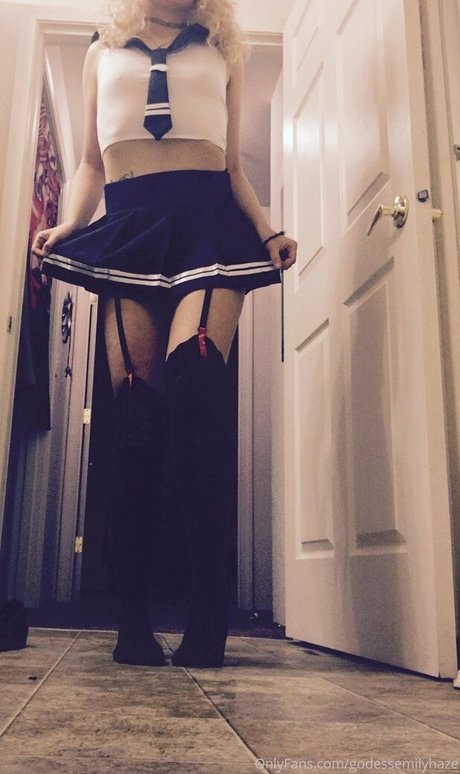 flat chested onlyfans perfect archive