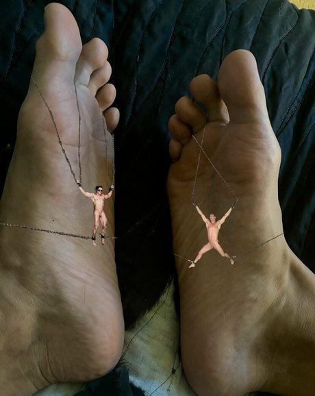 gigagod69 star pornographic photo