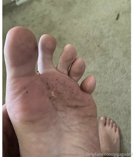 gigagod69 model beautiful pics