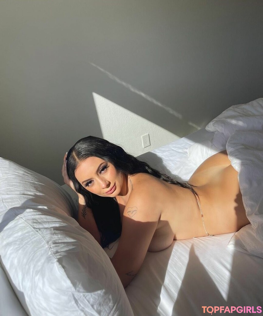 Vanillamace naked pornstar gallery