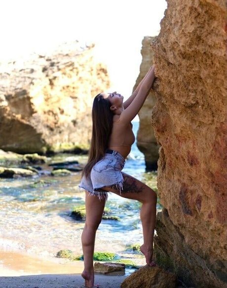 topmisstati model sexy picture