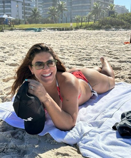 Priscila Fantin star sexy pics