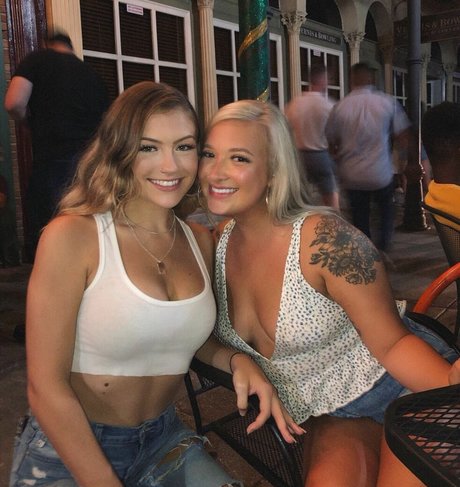 Holly Cloar xxx model archive