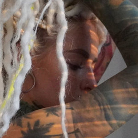 Bantik Boy star nudes pics