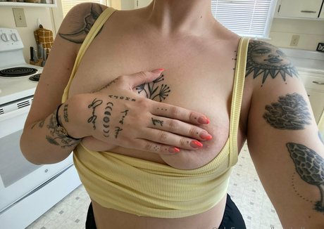 handj0bzbychelle star free pics