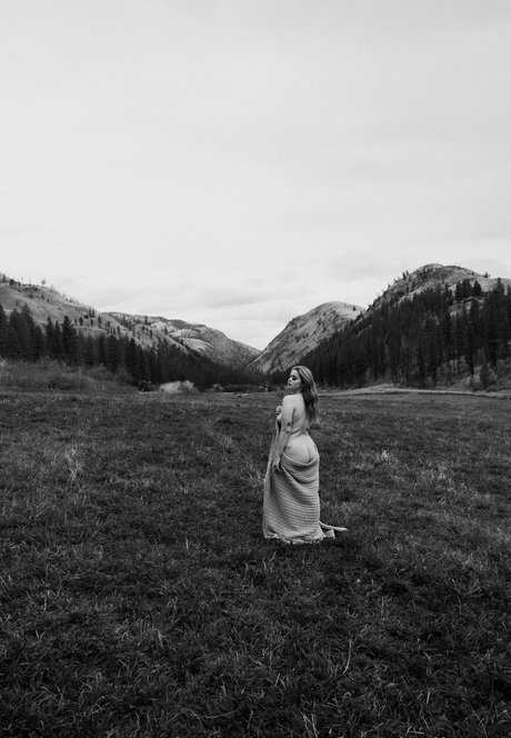 handj0bzbychelle exclusive model archive