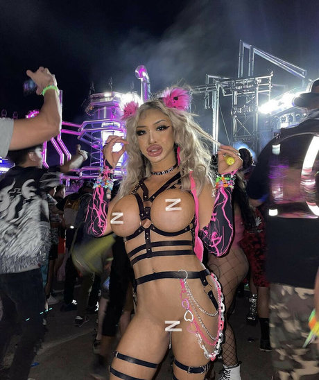 Tiffany Luu perfect pornstar archive