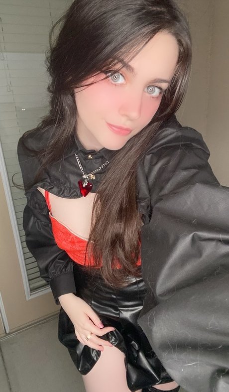 Adina luna hot star galleries