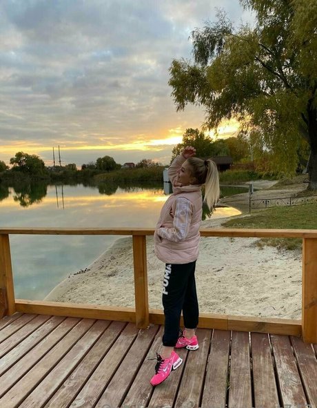 juliawind beautiful model images