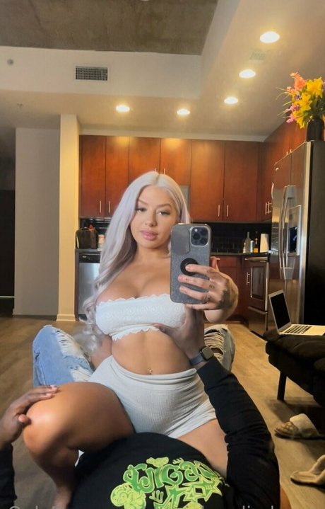 derrickandjadeena nude actress photo