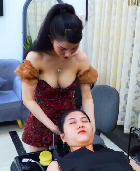 Thuong Thuong sex star photo