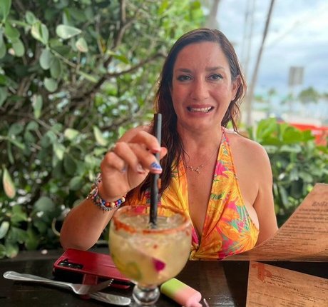 Lovebush1313 best actress pic