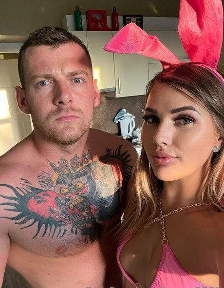 teen pantyhose onlyfans naked img