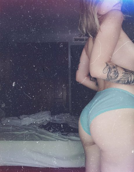 Hurona Rolera xxx actress gallery