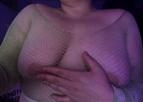 nicoleriverton perfect star pic