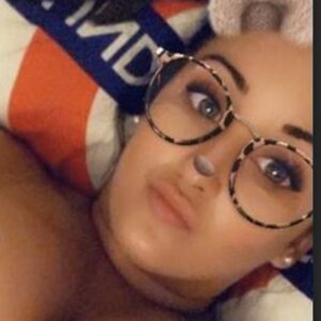 BustyBrunetteS pornstar erotic image