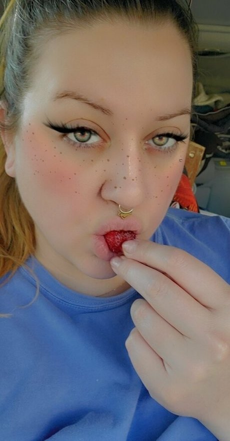 asian cheerleader onlyfans naked images