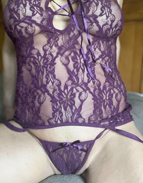 Macie Mae 69 pornographic model pics