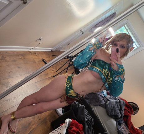 big onlyfans pornographic pics