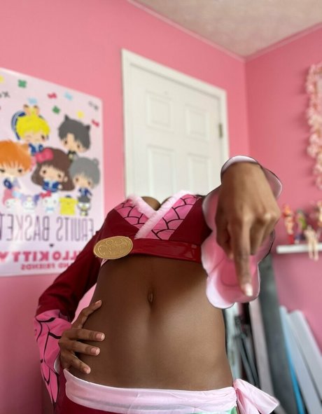 ElectricbumSky nudes star gallery