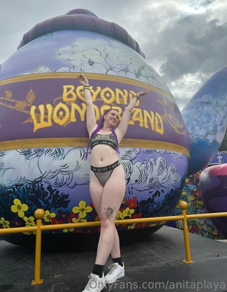 anitaplaya adult star gallery