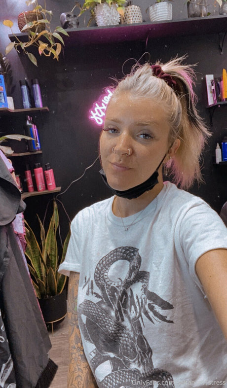 underground onlyfans sexy images