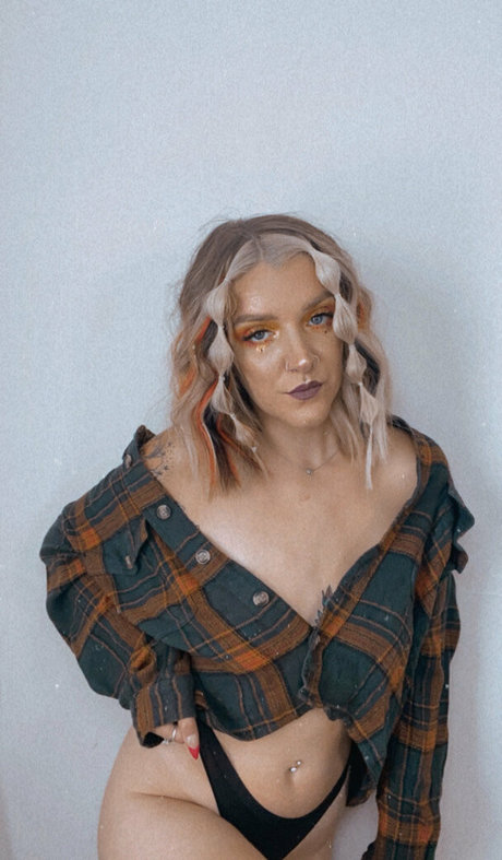 brookes world pornstar nudes photo