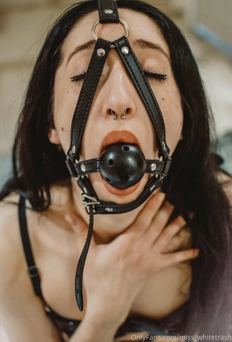 miss whitethrash pretty pornstar images