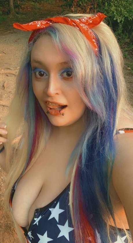 spikezombie sexy star archive