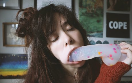 Milkwebs star hot pics