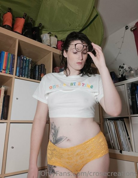 crosecreations erotic pornstar pic