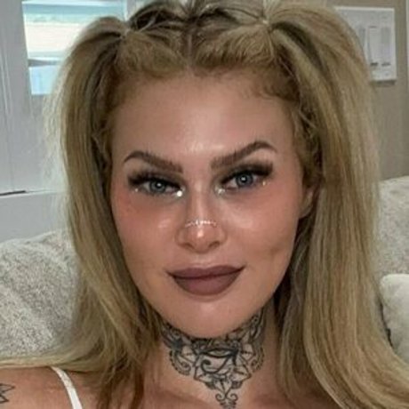 Thefemalebossofficial nudes model picture