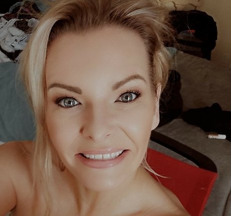 petite girls onlyfans beautiful nude gallery