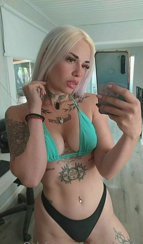 leahlarsen pornstar beautiful picture